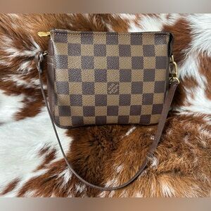 Louis Vuitton Damier Ebene Pouch